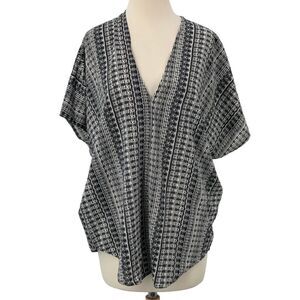 Philosophy Republic Pullover V-Neck Blouse Black/White Geometric‎ Flowy M